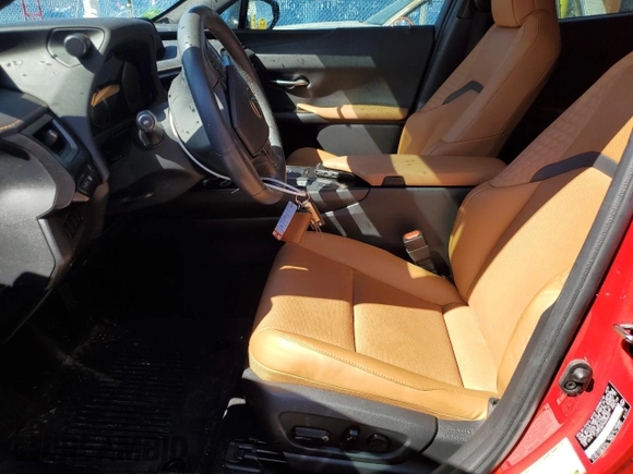 2022 Lexus UX 200 с VIN JTHP3JBH7N2048331, выставлен на аукционе Copart как лот 50312795 с пробегом 5 766 миль миль и Списание • Salvage title. История ставок и продаж доступна на DreamBid. Изображение 7.