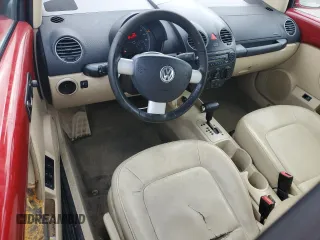 2008 Volkswagen Beetle SE with VIN 3VWRF31Y68M413641, listed as a Copart auction lot 86152604 with 82,247 mi miles and Salvage title. Bid and sale history available at DreamBid. Image 8.