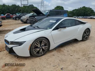 2016 BMW i8 z VIN WBY2Z2C51GV676132, wystawiony jako Copart lot #57046255 z przebiegiem 73 901 mil mil oraz Szkody całkowita. Historia ofert i sprzedaży dostępna na DreamBid. Obrazek 1.