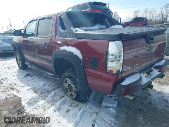 2008 Chevrolet Avalanche LTZ z VIN 3GNEC12098G124282, wystawiony jako IAAI lot #41626495 z przebiegiem 211 642 mil mil oraz . Historia ofert i sprzedaży dostępna na DreamBid. Obrazek 3.
