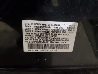 2010 Honda Ridgeline RTL with VIN 5FPYK1F5XAB011944, listed as a Copart auction lot 52434175 with 137,585 mi miles and Salvage title. Bid and sale history available at DreamBid. Image 14.