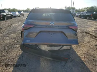 2022 Toyota Sienna XLE with VIN 5TDYRKEC6NS090587, listed as a Copart auction lot 51819805 with Not Provided miles and Salvage Title. Bid and sale history available at DreamBid. Image 6.