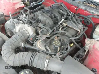 2005 Ford Mustang Deluxe z VIN 1ZVFT84N255191482, wystawiony jako IAAI lot #42749914 z przebiegiem 132 731 mil mil oraz . Historia ofert i sprzedaży dostępna na DreamBid. Obrazek 20.