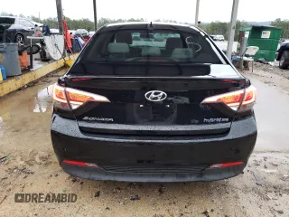 2017 Hyundai Sonata Hybrid SE with VIN KMHE24L16HA050088, listed as a Copart auction lot 39151904 with 118,004 mi miles. Bid and sale history available at carsss.com. Image 6.