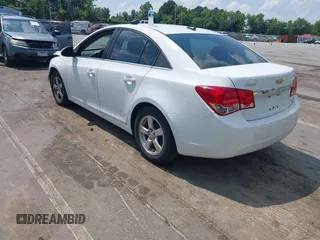 2014 Chevrolet Cruze 1LT с VIN 1G1PC5SB7E7130883, выставлен на аукционе IAAI как лот 42490921 с пробегом 152 117 миль миль и . История ставок и продаж доступна на DreamBid. Изображение 3.