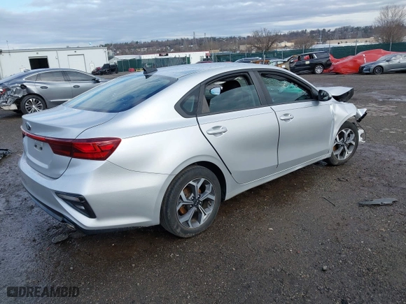 2019 Kia Forte LXS with VIN 3KPF24AD0KE131548, listed as a IAAI auction lot 41811241 with 51,664 mi miles. Bid and sale history available at carsss.com. Image 4.