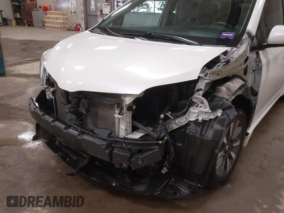 2019 Toyota Sienna XLE with VIN 5TDDZ3DCXKS224647, listed as a IAAI auction lot 41686896 with 93,453 mi miles and . Bid and sale history available at DreamBid. Image 6.