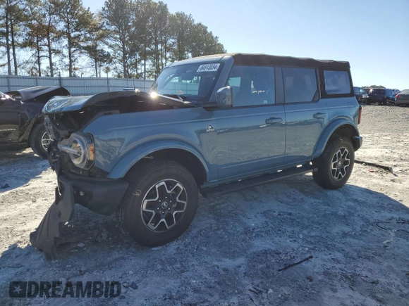 2022 Ford Bronco with VIN 1FMDE5DH7NLB59776, listed as a Copart auction lot 84913034 with 35,035 mi miles and Salvage Title. Bid and sale history available at DreamBid. Image 1.