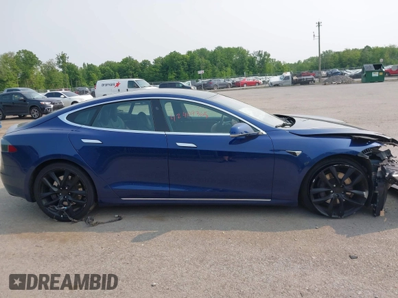 2017 Tesla Model S 100D with VIN 5YJSA1E27HF192505, listed as a IAAI auction lot 42409365 with 111,881 mi miles and . Bid and sale history available at DreamBid. Image 13.