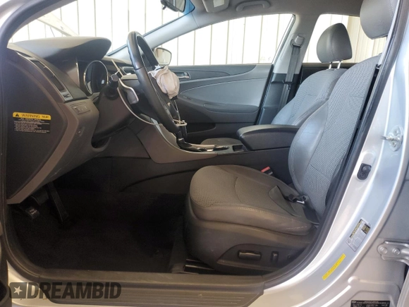 2012 Hyundai Sonata Limited z VIN 5NPEC4AB6CH442261, wystawiony jako Copart lot #59189555 z przebiegiem 204 879 mil mil oraz Szkoda całkowita • Salvage title. Historia ofert i sprzedaży dostępna na DreamBid. Obrazek 7.