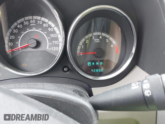 2011 Dodge Caliber Mainstreet with VIN 1B3CB3HA6BD121439, listed as a IAAI auction lot 42131091 with 92,850 mi miles. Bid and sale history available at carsss.com. Image 7.