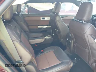 2022 Ford Explorer King Ranch with VIN 1FM5K7LC0NGA90372, listed as a IAAI auction lot 42063738 with 30,435 mi miles. Bid and sale history available at carsss.com. Image 8.
