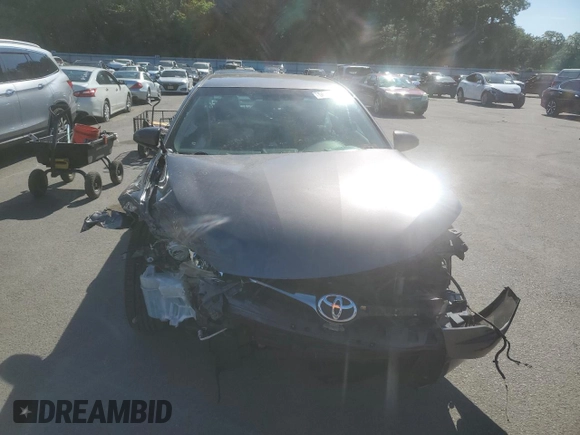 2017 Toyota Camry XLE with VIN 4T1BF1FK9HU694063, listed as a Copart auction lot 56740334 with 136,478 mi miles and Salvage Title. Bid and sale history available at DreamBid. Image 5.