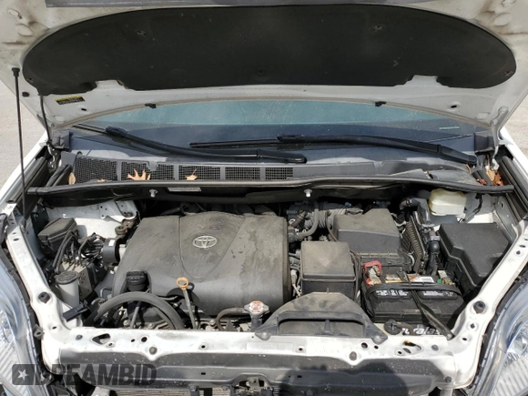 2020 Toyota Sienna LE Auto Access Seat with VIN 5TDKZ3DC0LS087095, listed as a Copart auction lot 48288585 with 81,203 mi miles and Salvage Title. Bid and sale history available at DreamBid. Image 12.