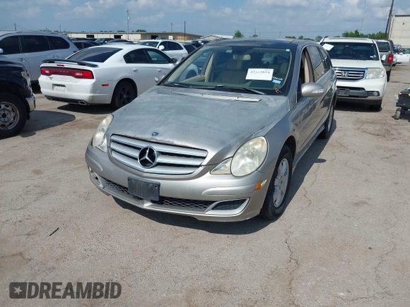 2007 Mercedes-Benz R 3.5L z VIN 4JGCB65E47A036482, wystawiony jako IAAI lot #42333854 z przebiegiem 218 050 mil mil oraz . Historia ofert i sprzedaży dostępna na DreamBid. Obrazek 2.