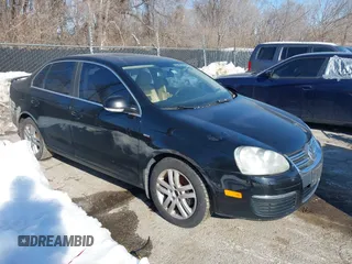 2007 Volkswagen Jetta Wolfsburg Edition с VIN 3VWEF71K97M160590, выставлен на аукционе IAAI как лот 41267514 с пробегом 203 894 миль миль и . История ставок и продаж доступна на DreamBid. Изображение 1.
