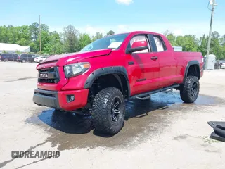 2017 Toyota Tundra SR z VIN 5TFUY5F10HX677527, wystawiony jako IAAI lot #42157357 z przebiegiem 43 111 mil mil oraz . Historia ofert i sprzedaży dostępna na DreamBid. Obrazek 2.