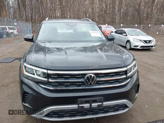 2021 Volkswagen Atlas SEL z VIN 1V2BR2CA6MC502917, wystawiony jako IAAI lot #41681068 z przebiegiem 49 994 mil mil oraz . Historia ofert i sprzedaży dostępna na DreamBid. Obrazek 12.