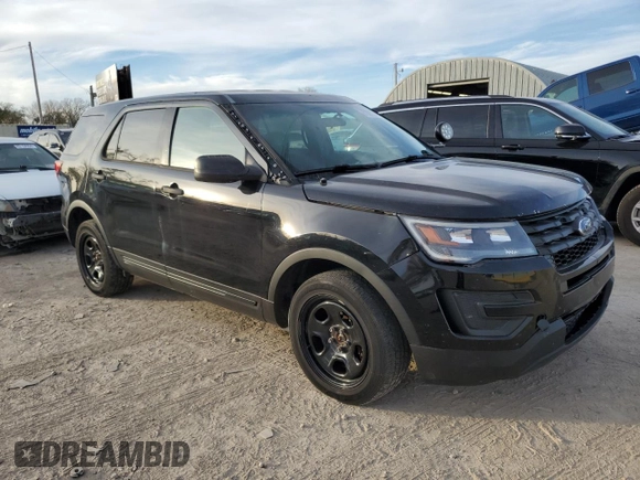 2016 Ford Utility Police Interceptor with VIN 1FM5K8AR4GGD31852, listed as a Copart auction lot 81687774 with 89,612 mi miles and Salvage Title. Bid and sale history available at carsss.com. Image 4.