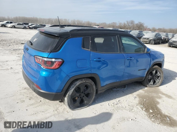 2019 Jeep Compass Altitude with VIN 3C4NJCBB8KT692274, listed as a Copart auction lot 49215135 with 84,503 mi miles and Salvage title. Bid and sale history available at DreamBid. Image 3.