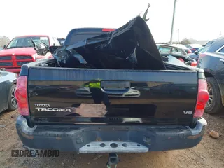 2015 Toyota Tacoma with VIN 3TMLU4EN8FM195249, listed as a IAAI auction lot 41416129 with 129,544 mi miles. Bid and sale history available at carsss.com. Image 16.