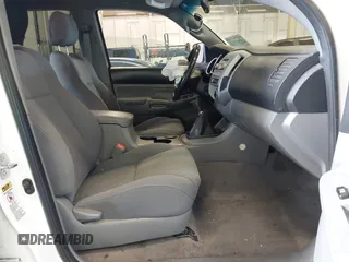 2007 Toyota Tacoma with VIN 5TELU42NX7Z435698, listed as a IAAI auction lot 42243332 with 207,618 mi miles and . Bid and sale history available at DreamBid. Image 5.