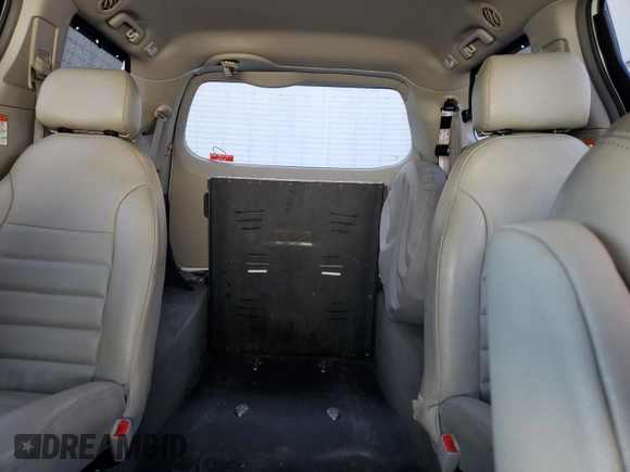 2015 Toyota Sienna XLE with VIN 5TDYK3DC0FS679812, listed as a Copart auction lot 61600775 with 118,483 mi miles and Salvage title. Bid and sale history available at DreamBid. Image 10.