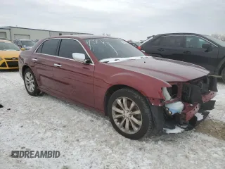 2019 Chrysler 300 Limited with VIN 2C3CCAKG1KH566434, listed as a Copart auction lot 44573815 with 123,552 mi miles and Salvage Title. Bid and sale history available at carsss.com. Image 4.