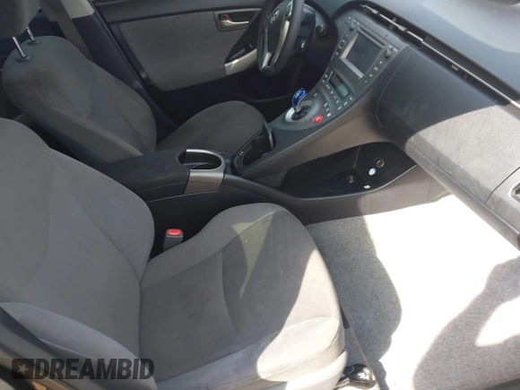 2015 Toyota Prius Four with VIN JTDKN3DU8F1984610, listed as a IAAI auction lot 42165175 with 128,803 mi miles and . Bid and sale history available at DreamBid. Image 5.