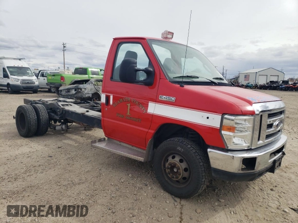 2016 Ford Econoline Commercial z VIN 1FDXE4FSXGDC47802, wystawiony jako Copart lot #49002405 z przebiegiem 125 108 mil mil oraz Tytuł czysty. Historia ofert i sprzedaży dostępna na DreamBid. Obrazek 4.
