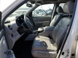 2013 Honda Pilot Touring with VIN 5FNYF4H94DB015989, listed as a Copart auction lot 52565905 with 108,152 mi miles and Salvage Title. Bid and sale history available at DreamBid. Image 7.