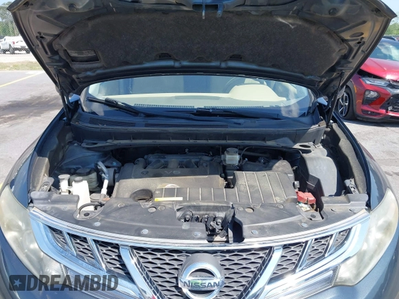 2013 Nissan Murano LE with VIN JN8AZ1MU8DW208695, listed as a IAAI auction lot 42184072 with 180,733 mi miles and . Bid and sale history available at carsss.com. Image 10.