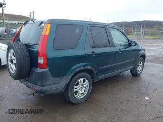 2002 Honda CR-V EX with VIN SHSRD788X2U000471, listed as a IAAI auction lot 41951015 with 137,976 mi miles. Bid and sale history available at carsss.com. Image 4.