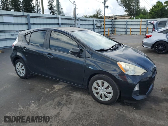 2013 Toyota Prius One z VIN JTDKDTB38D1548527, wystawiony jako Copart lot #59547195 z przebiegiem 97 965 mil mil oraz Szkoda całkowita • Salvage title. Historia ofert i sprzedaży dostępna na DreamBid. Obrazek 4.