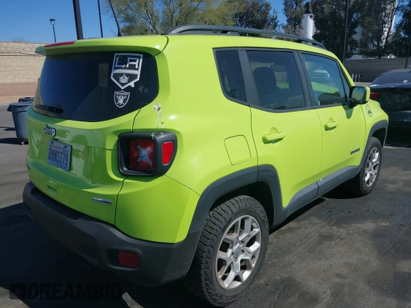 2018 Jeep Renegade Latitude with VIN ZACCJBBB0JPH45346, listed as a IAAI auction lot 41692086 with 98,103 mi miles and . Bid and sale history available at carsss.com. Image 4.