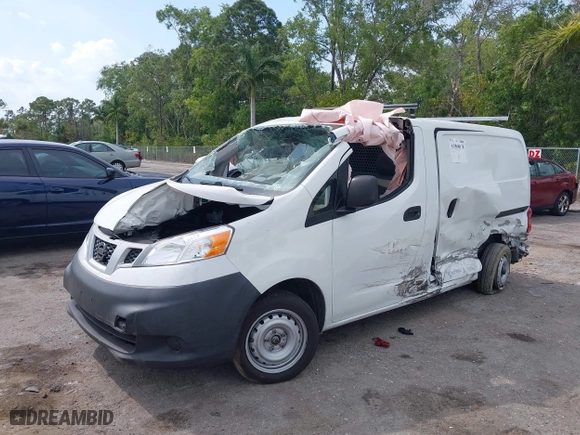 2018 Nissan NV200 Compact Cargo S with VIN 3N6CM0KN5JK690068, listed as a IAAI auction lot 41868018 with 1 mi miles. Bid and sale history available at carsss.com. Image 17.
