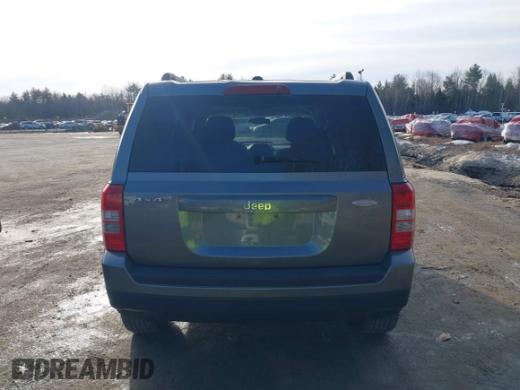 2012 Jeep Patriot Latitude with VIN 1C4NJRFB6CD541860, listed as a IAAI auction lot 41784940 with 138,715 mi miles and . Bid and sale history available at carsss.com. Image 15.