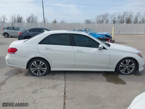 2016 Mercedes-Benz E-Class E 350 Sport with VIN WDDHF5KB2GB225375, listed as a IAAI auction lot 41745353 with 65,228 mi miles. Bid and sale history available at carsss.com. Image 13.