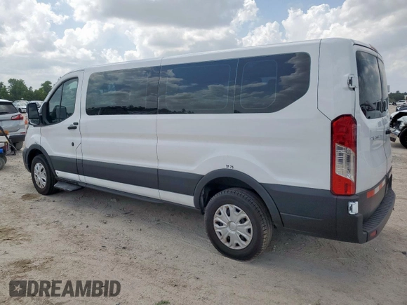2024 Ford Transit Passenger XL с VIN 1FBAX2Y81RKB30610, выставлен на аукционе Copart как лот 59320285 с пробегом 13 435 миль миль и Списание • Salvage title. История ставок и продаж доступна на DreamBid. Изображение 2.