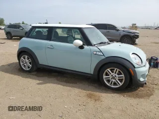 2013 MINI Hardtop S with VIN WMWSV3C52DT396033, listed as a Copart auction lot 61041585 with 83,873 mi miles and Salvage title. Bid and sale history available at DreamBid. Image 4.