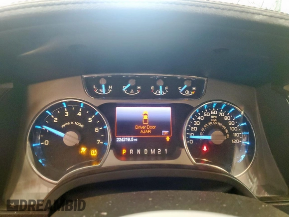 2012 Ford F-150 XL with VIN 1FTFW1ETXCFC76351, listed as a Copart auction lot 62602085 with 224,219 mi miles and Salvage title. Bid and sale history available at DreamBid. Image 9.