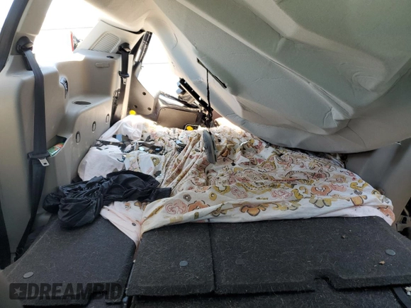 2014 Ford Transit Connect XLT z VIN NM0GS9F74E1156512, wystawiony jako Copart lot #57890405 z przebiegiem 109 580 mil mil oraz Szkoda całkowita • Salvage title. Historia ofert i sprzedaży dostępna na DreamBid. Obrazek 11.