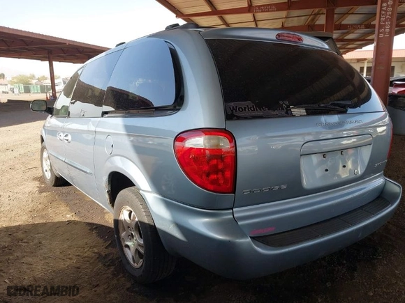 2003 Dodge Caravan Sport with VIN 2D4GP44L23R382082, listed as a IAAI auction lot 41702157 with 137,569 mi miles. Bid and sale history available at carsss.com. Image 3.