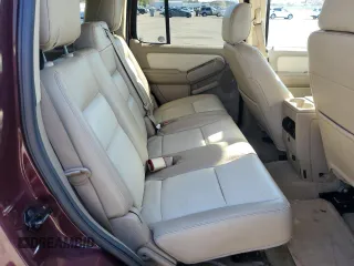 2008 Ford Explorer Limited z VIN 1FMEU85828UA64497, wystawiony jako Copart lot #49709865 z przebiegiem 147 401 mil mil oraz Szkoda całkowita • Salvage title. Historia ofert i sprzedaży dostępna na DreamBid. Obrazek 11.