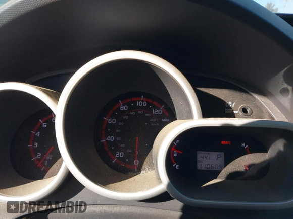2009 Toyota Matrix with VIN 2T1KU40E29C175918, listed as a IAAI auction lot 41693932 with 110,609 mi miles and . Bid and sale history available at DreamBid. Image 7.