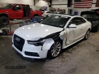 2015 Audi A5 Premium Plus z VIN WAUMFAFR6FA001391, wystawiony jako Copart lot #64658062 z przebiegiem 131 121 mil mil oraz . Historia ofert i sprzedaży dostępna na DreamBid. Obrazek 2.