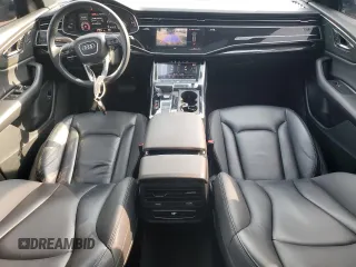 2019 Audi Q8 Premium z VIN WA1AVAF10KD020279, wystawiony jako Copart lot #63042205 z przebiegiem 102 032 mil mil oraz Szkoda całkowita • Salvage title. Historia ofert i sprzedaży dostępna na DreamBid. Obrazek 8.