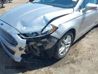 2013 Ford Fusion SE z VIN 3FA6P0HR2DR163219, wystawiony jako IAAI lot #42255313 z przebiegiem 86 631 mil mil oraz . Historia ofert i sprzedaży dostępna na DreamBid. Obrazek 6.