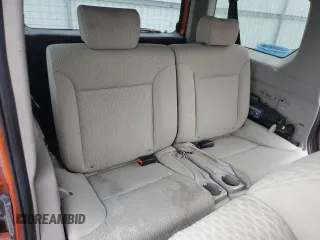 2010 Honda Element EX z VIN 5J6YH2H74AL007035, wystawiony jako Copart lot #55643735 z przebiegiem 186 381 mil mil oraz Szkoda całkowita • Salvage title. Historia ofert i sprzedaży dostępna na DreamBid. Obrazek 11.