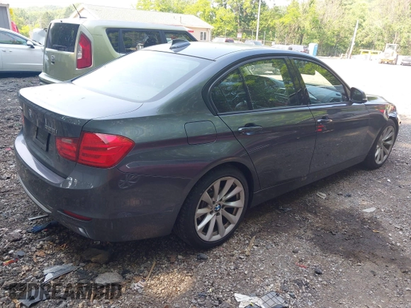 2013 BMW 3 Series 328i xDrive with VIN WBA3B5C58DF591108, listed as a IAAI auction lot 42404978 with 173,432 mi miles and . Bid and sale history available at DreamBid. Image 4.